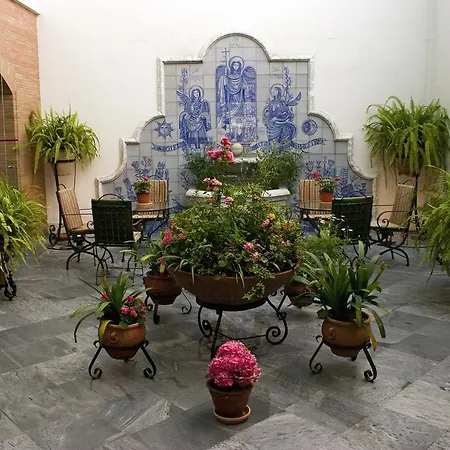 Hotel Maestre 